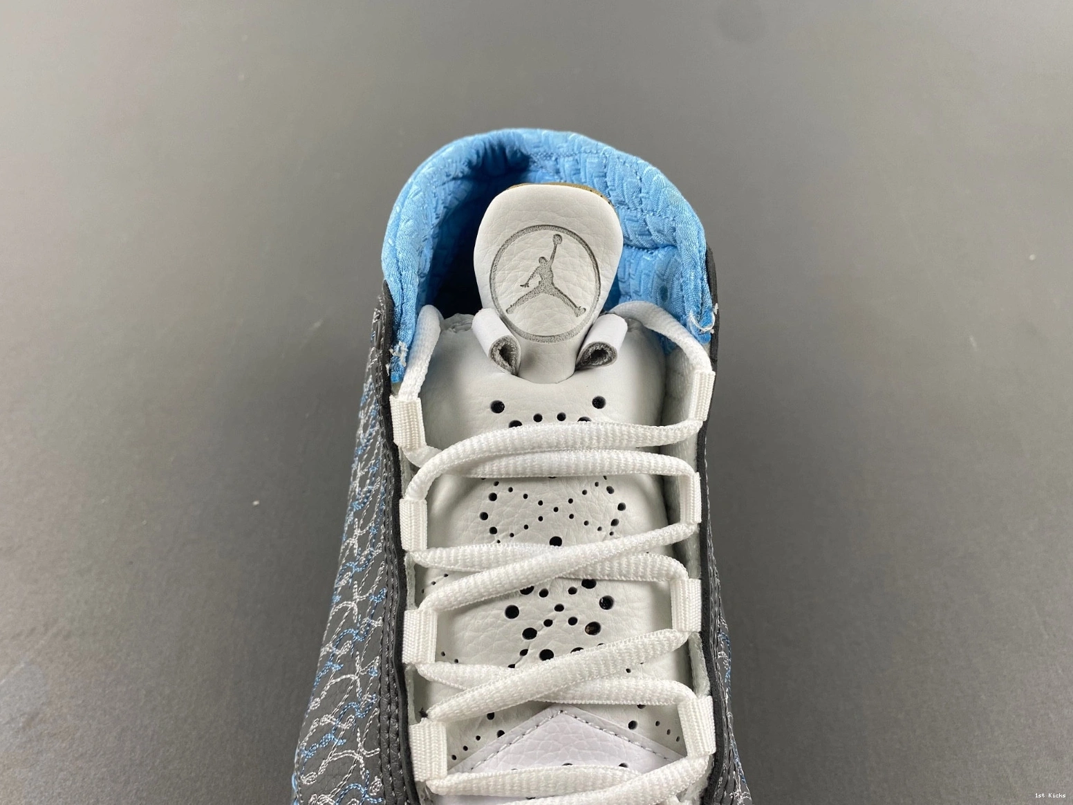 Premier Air 318474-151 23  Jordan 'Titanium'  0110